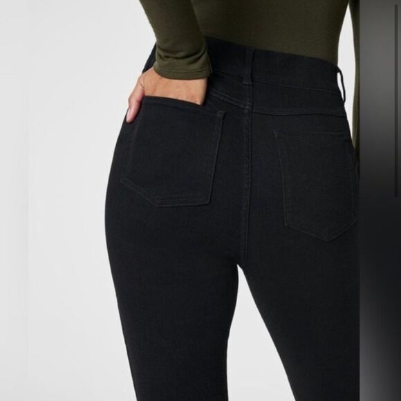 SPANX Black Denim Ankle Skinny Jeans in Clean Black Sz Small NWT 🏷️ - Picture 3 of 14